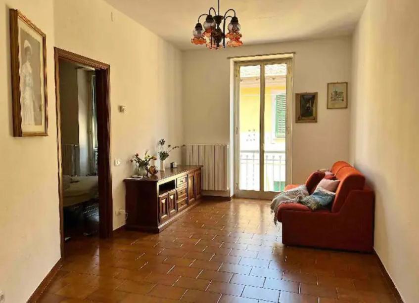 Cheerful Room, Sharing Kitchen In A Cosy Family Art House, Ideal For One Person Or Couple Sanremo Ngoại thất bức ảnh